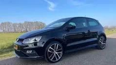 Zwart Gebruikt 2015 VW Polo Hatchback | € 11.900 (Eerlijke prijs)