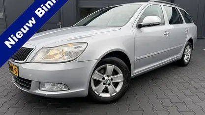Occasion 2010 Skoda Octavia Business Line Stationwagen | € 2.450 (Eerlijke prijs)