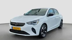 Wit Gebruikt 2020 Opel Corsa-e Elegance Hatchback | € 14.395 (Eerlijke prijs)