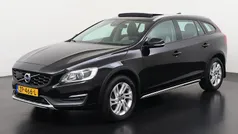 Gebruikt 2015 Volvo V60 CC Summum Stationwagen | € 17.945 (Goede deal)