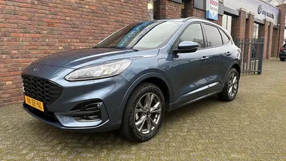Gebruikt 2023 Ford Kuga ST-Line X SUV | € 28.455 (Eerlijke prijs)