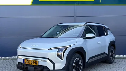 Zilver Nieuw 2025 Kia EV3 Plus SUV | € 41.940 (Eerlijke prijs)