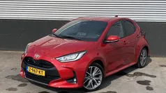 Gebruikt 2024 Toyota Yaris Hybrid Executive Hatchback | € 28.800 (Eerlijke prijs)