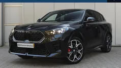 Zwart Gebruikt 2025 BMW X2 Executive SUV | € 70.217 (Eerlijke prijs)