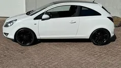 Gebruikt 2010 Opel Corsa Color Edition Hatchback | € 2.450 (Eerlijke prijs)