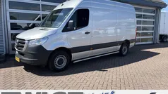 Grijs Gebruikt 2023 Mercedes Sprinter Van | € 37.950 (Eerlijke prijs)