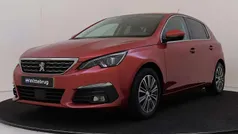 Rood Gebruikt 2021 Peugeot 308 Allure Hatchback | € 14.245 (Super prijs)