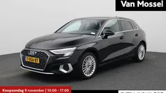 Zwart Gebruikt 2023 Audi A3 Sportback Advanced Hatchback | € 26.900 (Eerlijke prijs)