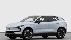 Gebruikt 2025 Volvo EX30 Single Motor Extended Range SUV | € 39.995 (Eerlijke prijs)