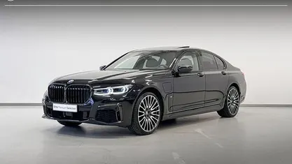 Zwart Gebruikt 2019 BMW 745e Executive Sedan | € 51.900 (Eerlijke prijs)