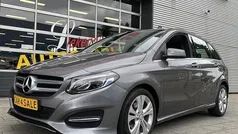 Grijs Gebruikt 2016 Mercedes B180 Urban MPV | € 15.950 (Eerlijke prijs)