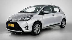 Grijs Gebruikt 2018 Toyota Yaris Hybrid Executive Hatchback | € 16.450 (Super prijs)