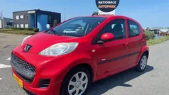Rood Gebruikt 2011 Peugeot 107 Hatchback | € 3.995 (Goede deal)