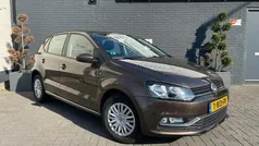 Bruin Gebruikt 2015 VW Polo Highline Hatchback | € 12.950 (Eerlijke prijs)