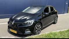 Sterzwart gne Gebruikt 2022 Renault Clio V Evolution Hatchback | € 14.950 (Eerlijke prijs)