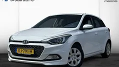 Wit Gebruikt 2016 Hyundai i20 Hatchback | € 11.945 (Eerlijke prijs)