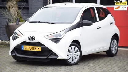 Wit Gebruikt 2019 Toyota Aygo Hatchback | € 7.500 (Goede deal)