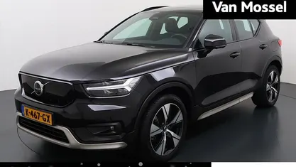 Zwart Occasion 2020 Volvo XC40 R-Design SUV | € 28.940 (Eerlijke prijs)