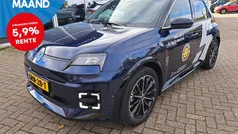 Blauw Gebruikt 2024 Renault R5 Iconic Hatchback | € 31.900 (Eerlijke prijs)