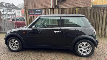 Occasion 2004 Mini ONE Hatchback | € 1.499 (Goede deal)