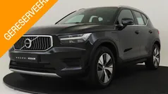 Zwart Gebruikt 2022 Volvo XC40 Inscription SUV | € 37.890 (Eerlijke prijs)