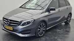 Grijs Gebruikt 2018 Mercedes B180 Ambition MPV | € 18.450 (Eerlijke prijs)