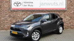 Grijs Gebruikt 2022 Toyota Yaris Cross Active SUV | € 26.450 (Eerlijke prijs)