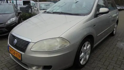 Grijs Gebruikt 2006 Fiat Croma Emotion Hatchback | € 1.250 (Eerlijke prijs)