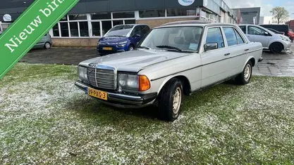Occasion Mercedes E230 136 PK (100 kW) 1983 Sedan