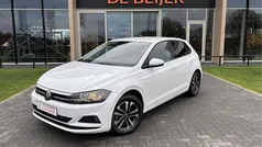 Wit Gebruikt 2021 VW Polo Comfortline Hatchback | € 16.450 (Eerlijke prijs)
