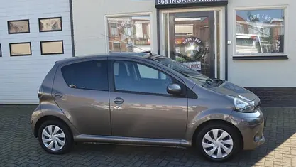 Occasion Toyota Aygo 68 PK (50 kW) 2012 Hatchback