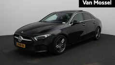 Zwart Gebruikt 2021 Mercedes A180 Business Sedan | € 27.900 (Eerlijke prijs)