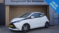 Gebruikt 2015 Toyota Aygo X-wave Hatchback | € 8.800 (Eerlijke prijs)
