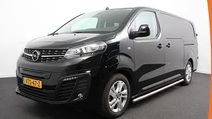 Occasion Opel Vivaro-e Combi 100 kW (136 PK) 2023 Zwart Van