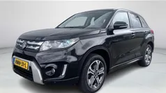 Zwart Gebruikt 2018 Suzuki Vitara SUV | € 16.950 (Eerlijke prijs)