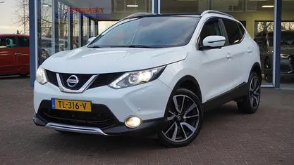 Wit Gebruikt 2015 Nissan Qashqai Tekna SUV | € 11.950 (Eerlijke prijs)