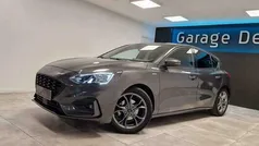 Grijs Gebruikt 2021 Ford Focus ST-Line Sedan | € 20.990 (Eerlijke prijs)