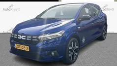 Blauw Gebruikt 2024 Dacia Sandero Comfort Hatchback | € 18.950 (Eerlijke prijs)