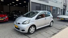 Gebruikt 2010 Toyota Aygo Hatchback | € 1.600 (Goede deal)