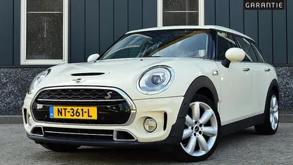 Wit Gebruikt 2016 Mini Cooper Clubman Business Stationwagen | € 16.950 (Eerlijke prijs)