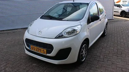Occasion Peugeot 107 Access 68 PK (50 kW) 2013 Hatchback