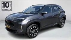 Grijs Gebruikt 2022 Toyota Yaris Cross SUV | € 28.880 (Eerlijke prijs)