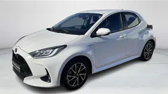 Wit Gebruikt 2021 Toyota Yaris Hybrid Hatchback | € 20.945 (Eerlijke prijs)