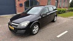 Zwart Gebruikt 2007 Opel Astra Cosmo Stationwagen | € 1.850 (Eerlijke prijs)