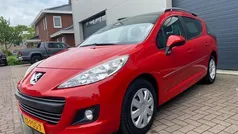 Rood Gebruikt 2011 Peugeot 207 Stationwagen | € 5.945 (Eerlijke prijs)