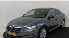 Gebruikt 2020 Skoda Superb Business Line Hatchback | € 25.950 (Eerlijke prijs)