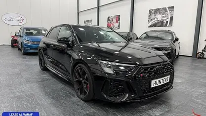 Zwart Gebruikt 2024 Audi RS3 S-Line Sedan | € 69.950 (Super prijs)