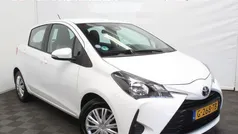 Wit Gebruikt 2019 Toyota Yaris Comfort Hatchback | € 12.400 (Goede deal)