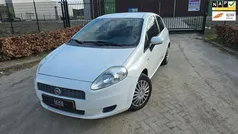 Wit Gebruikt 2009 Fiat Grande Punto Active Hatchback | € 2.250 (Eerlijke prijs)