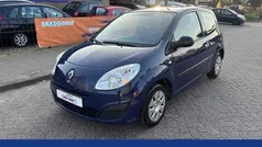Blauw, metallic lak Gebruikt 2008 Renault Twingo Authentique Hatchback | € 1.695 (Eerlijke prijs)